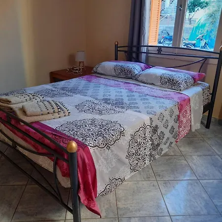 The Olive House Apartamento Leonídion